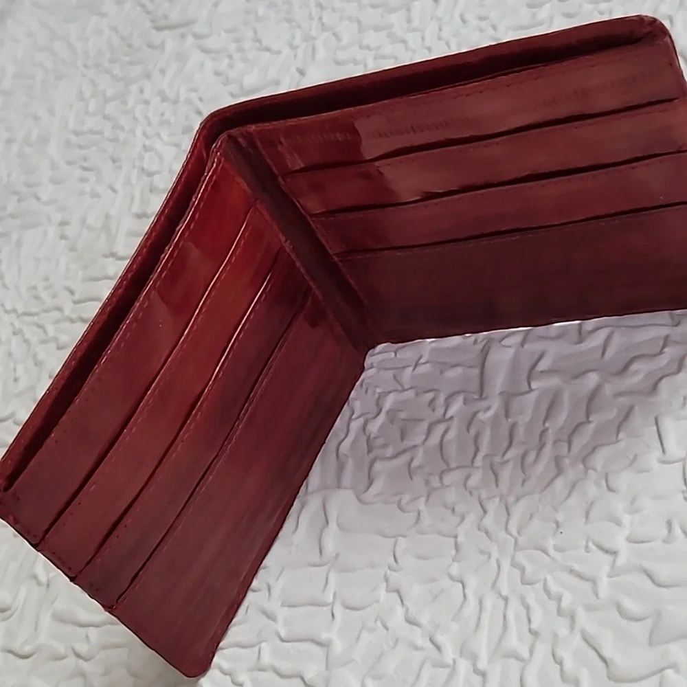 Genuine Eel Skin Soft Slim Leather Bifold Wallet Unisex